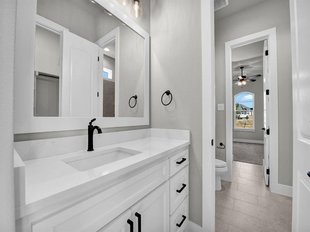 213 Desperado Court, Weatherford, TX 76088