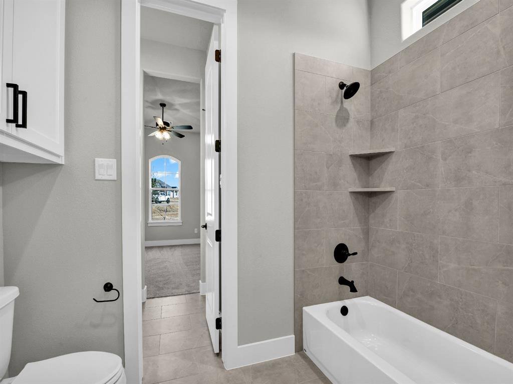 213 Desperado Court, Weatherford, TX 76088