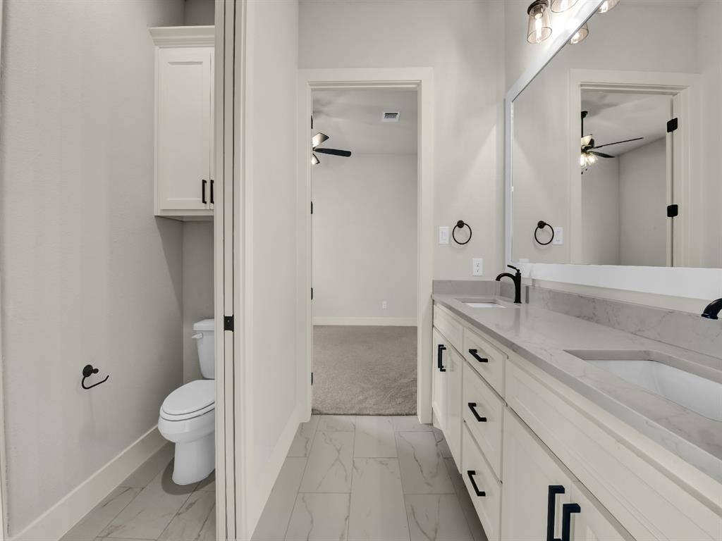 313 Wrangler Court, Weatherford, TX 76088