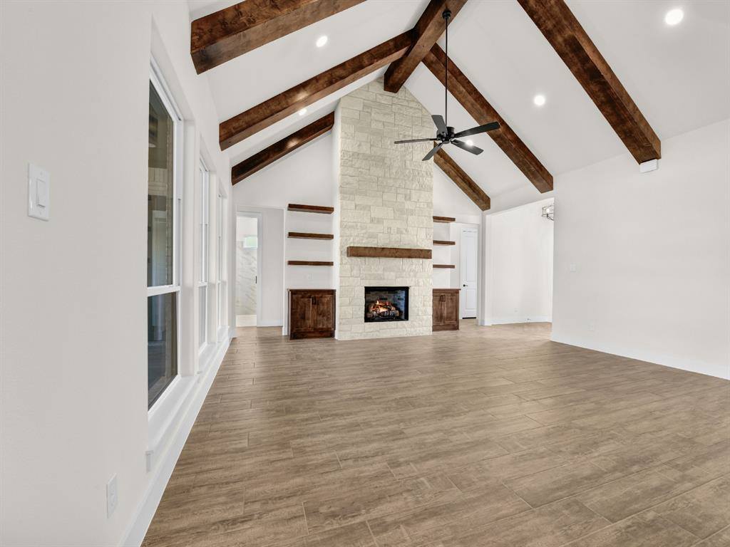 212 Desperado Court, Weatherford, TX 76088