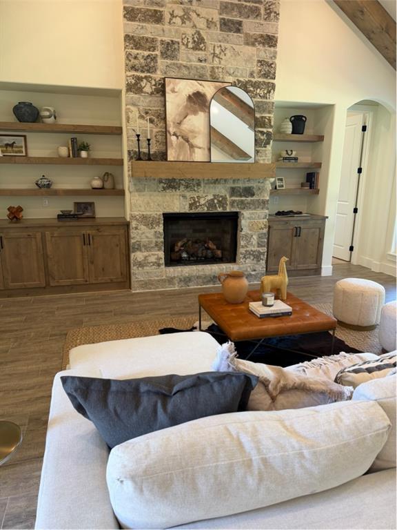 305 Wrangler Court, Weatherford, TX 76088