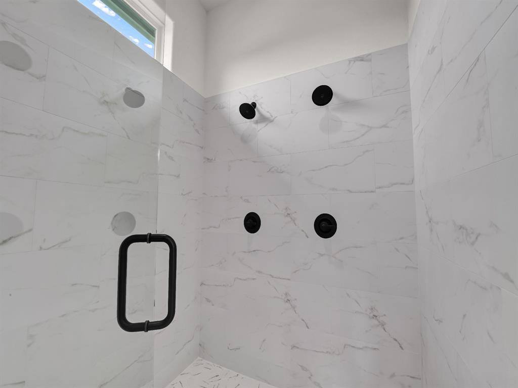 143 Desperado Way, Weatherford, TX 76088