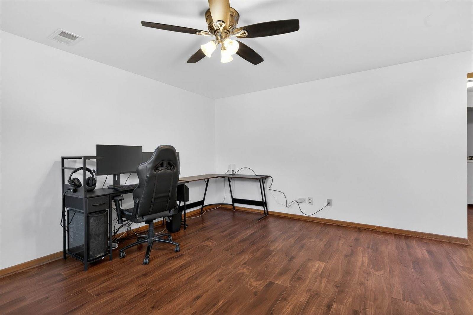 7606 West Saint Francis Road, Frankfort, IL 60423