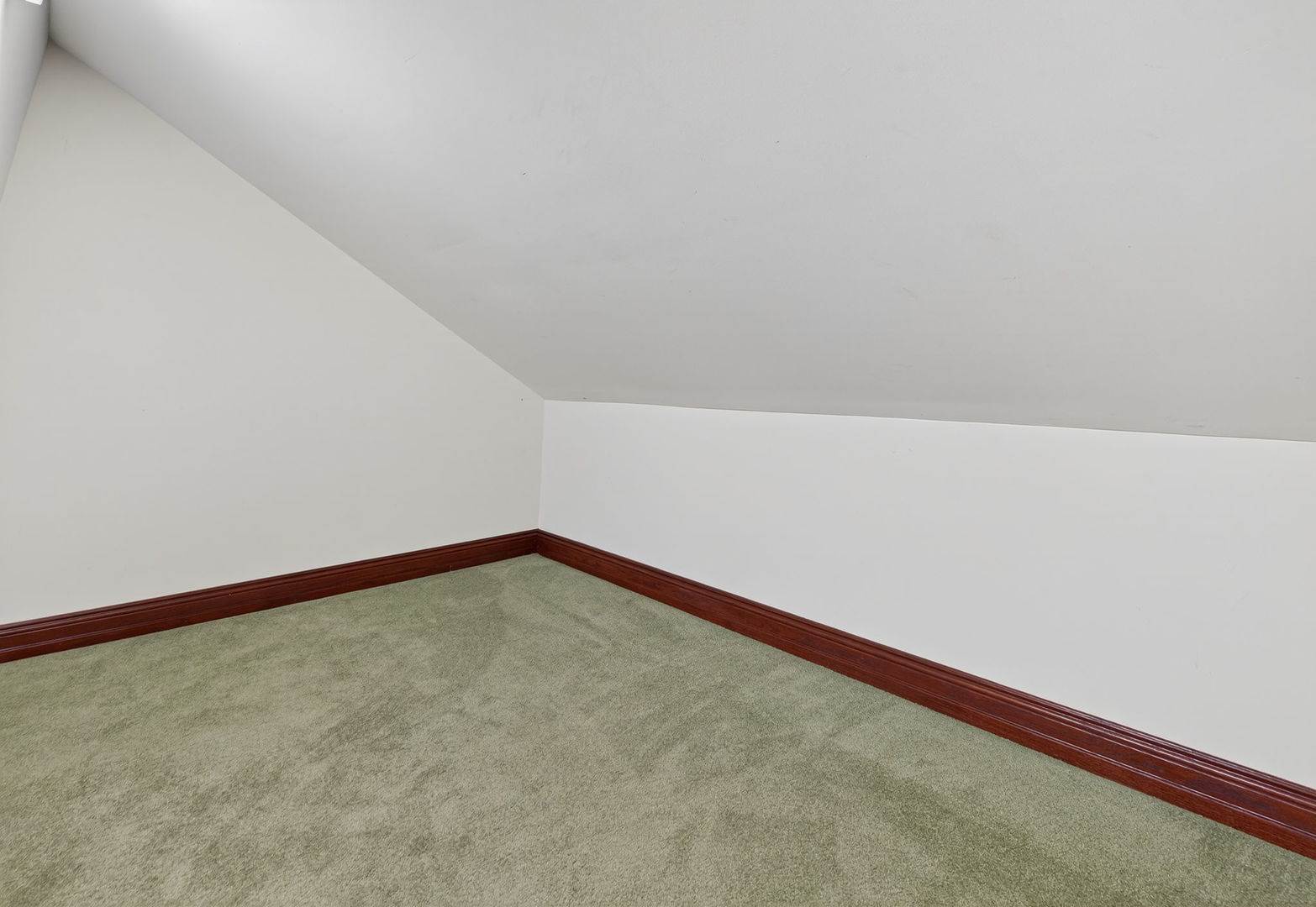 32 Uno Circle, Joliet, IL 60435