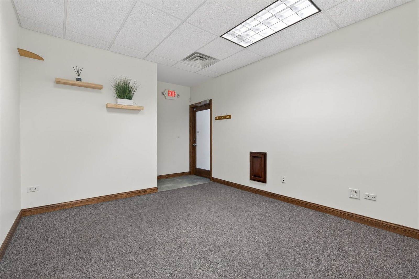 32 Uno Circle, Joliet, IL 60435