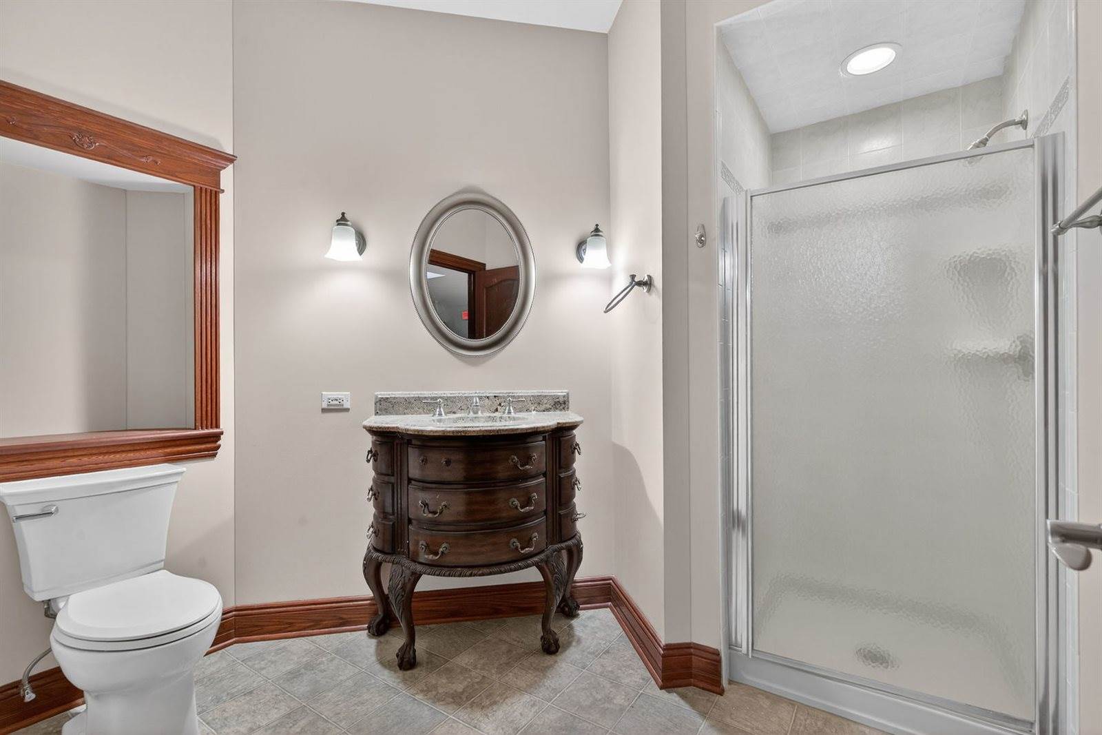 32 Uno Circle, Joliet, IL 60435