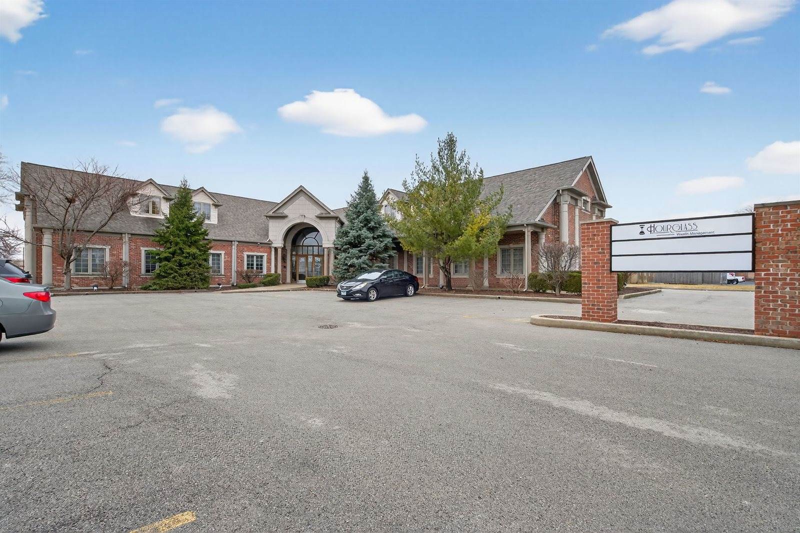 32 Uno Circle, Joliet, IL 60435
