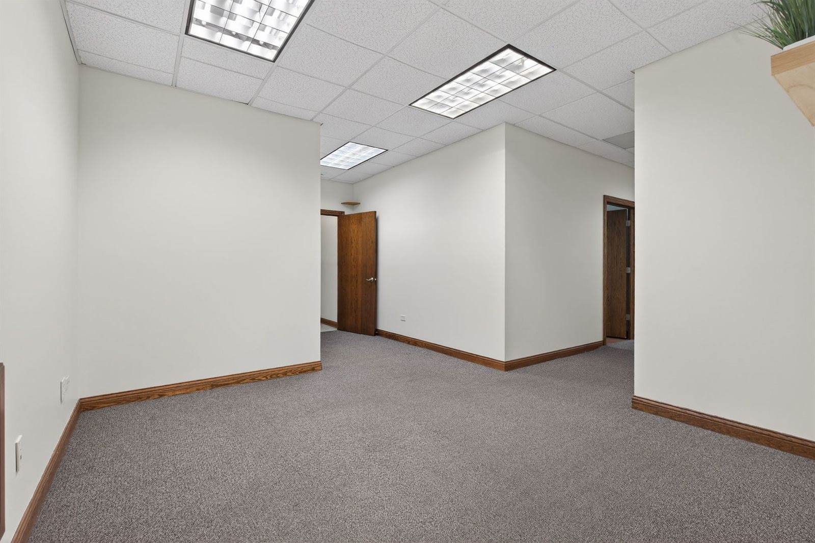32 Uno Circle, Joliet, IL 60435