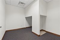 32 Uno Circle, Joliet, IL 60435