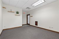 32 Uno Circle, Joliet, IL 60435