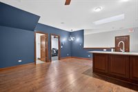 32 Uno Circle, Joliet, IL 60435