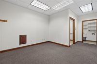 32 Uno Circle, Joliet, IL 60435