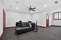 32 Uno Circle, Joliet, IL 60435
