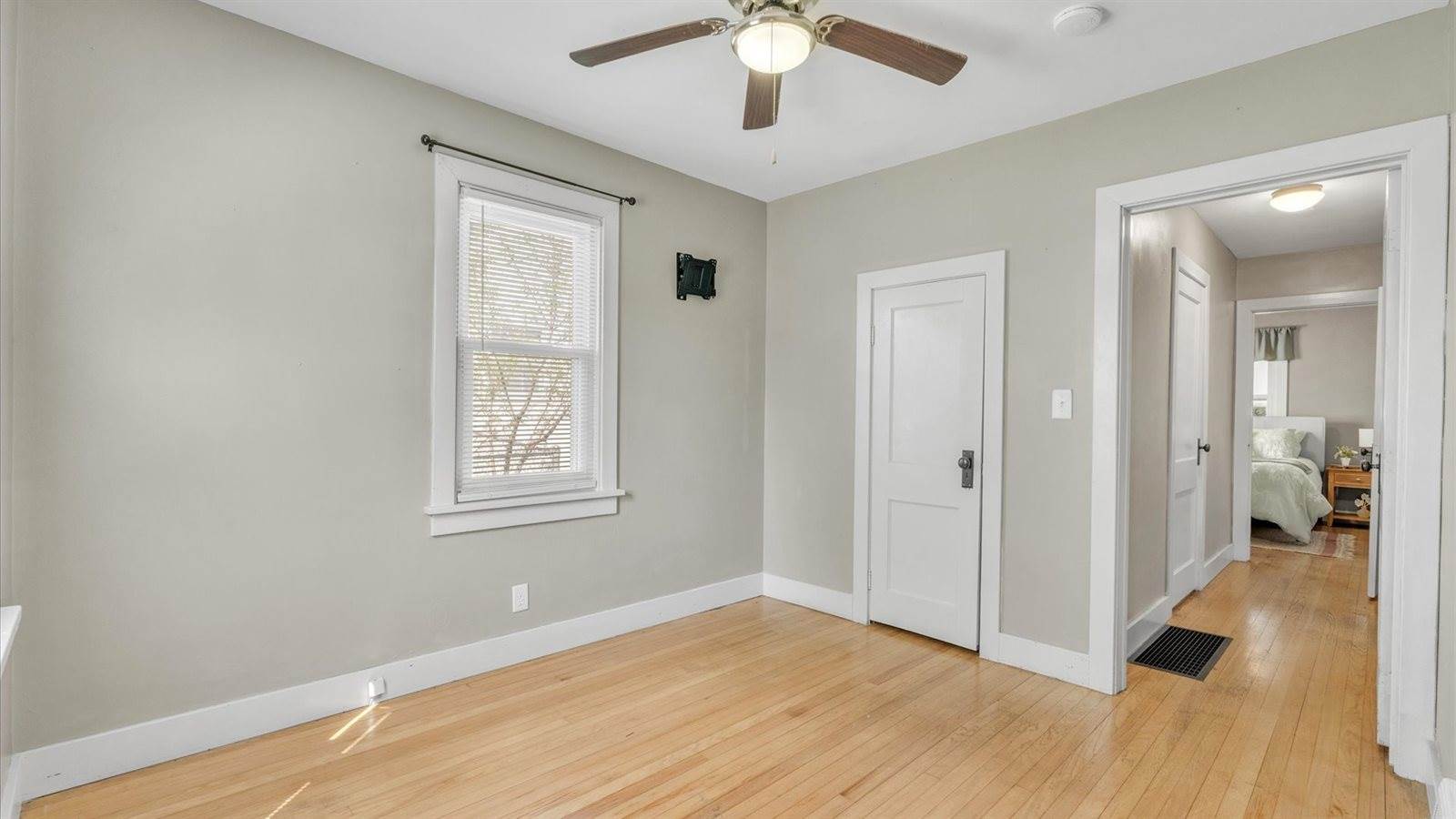 3708 North Fillmore Street, Davenport, IA 52806