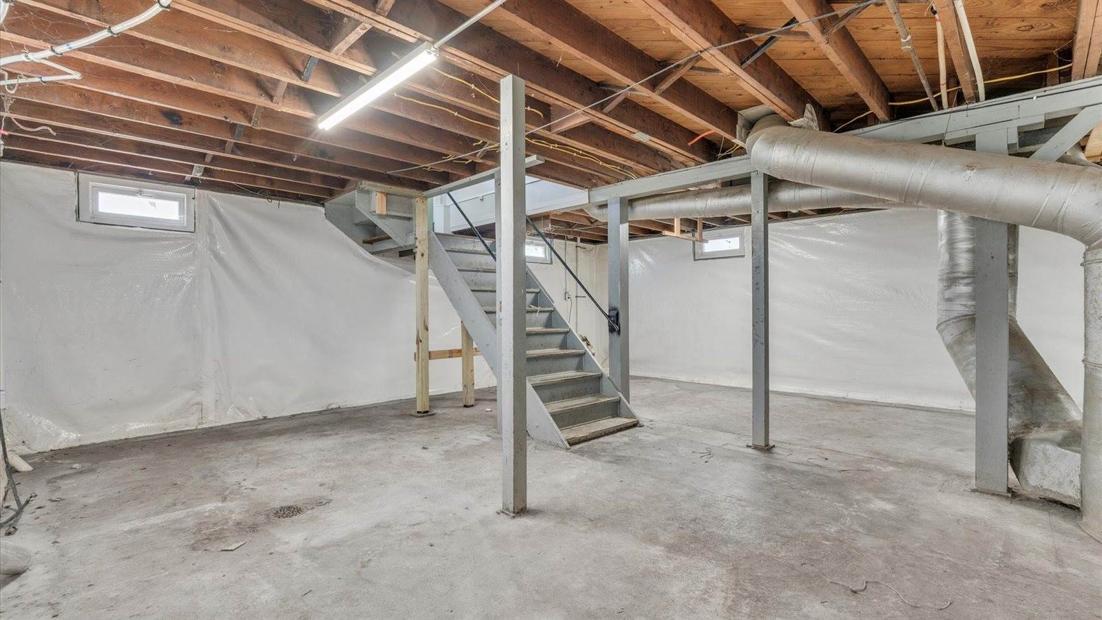 3708 North Fillmore Street, Davenport, IA 52806