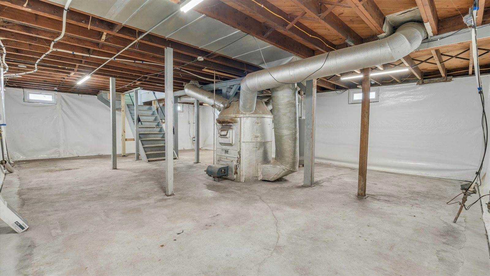 3708 North Fillmore Street, Davenport, IA 52806