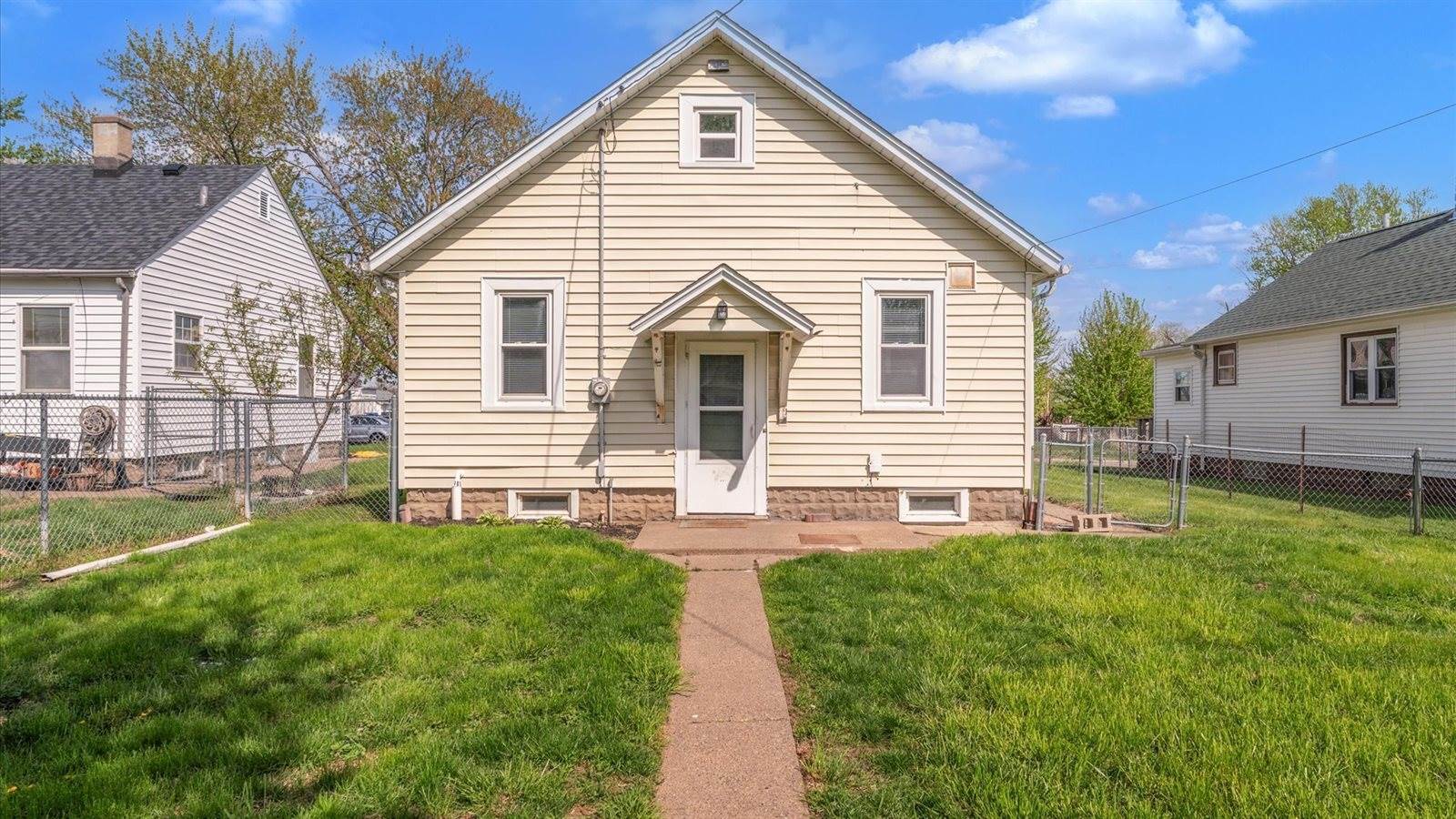 3708 North Fillmore Street, Davenport, IA 52806