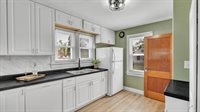 3708 North Fillmore Street, Davenport, IA 52806