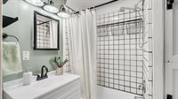 3708 North Fillmore Street, Davenport, IA 52806