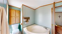 E2817 South Creek Rd, Genoa, WI 54624