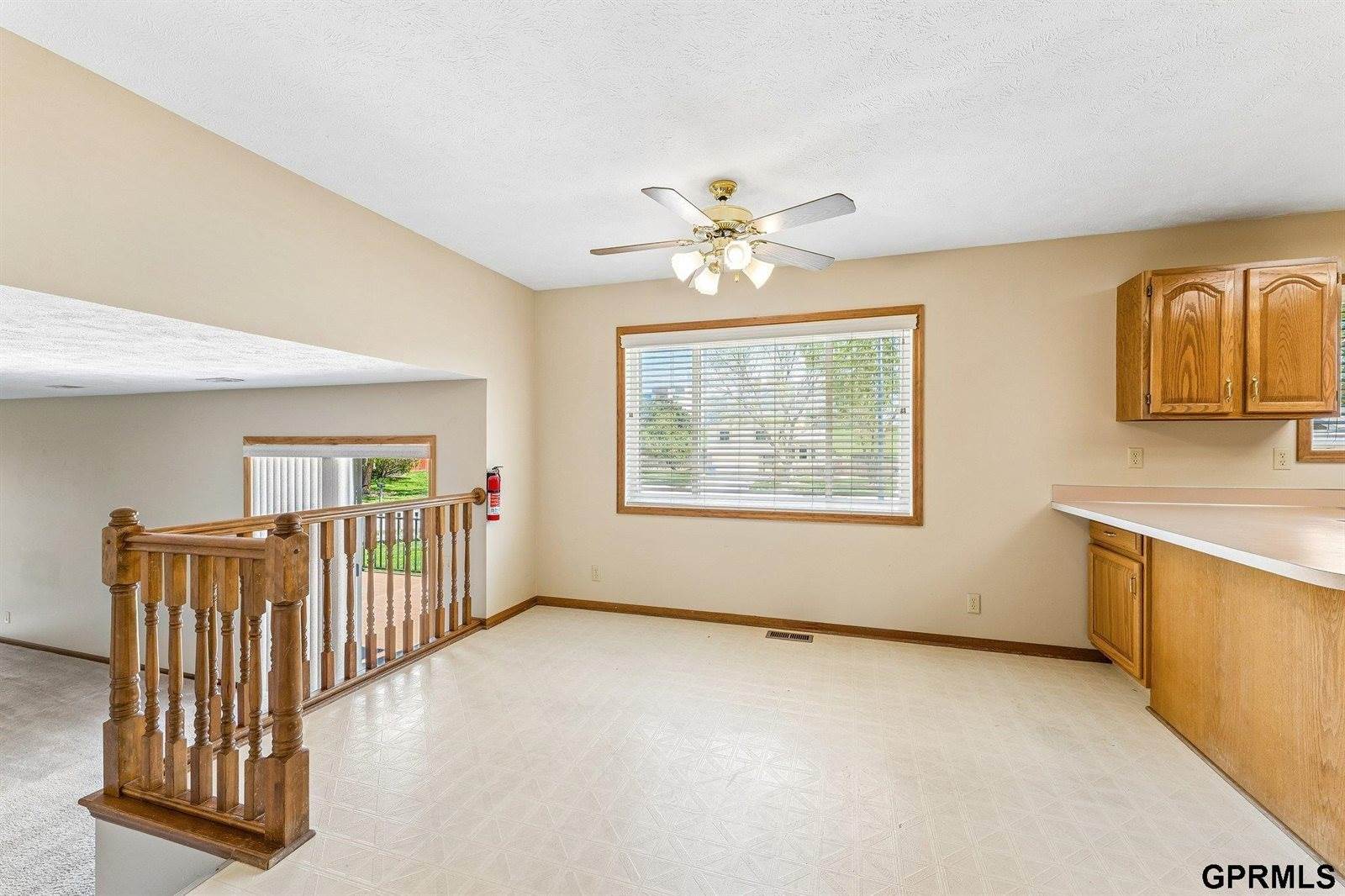 1801 Bristol Street, Papillion, NE 68046