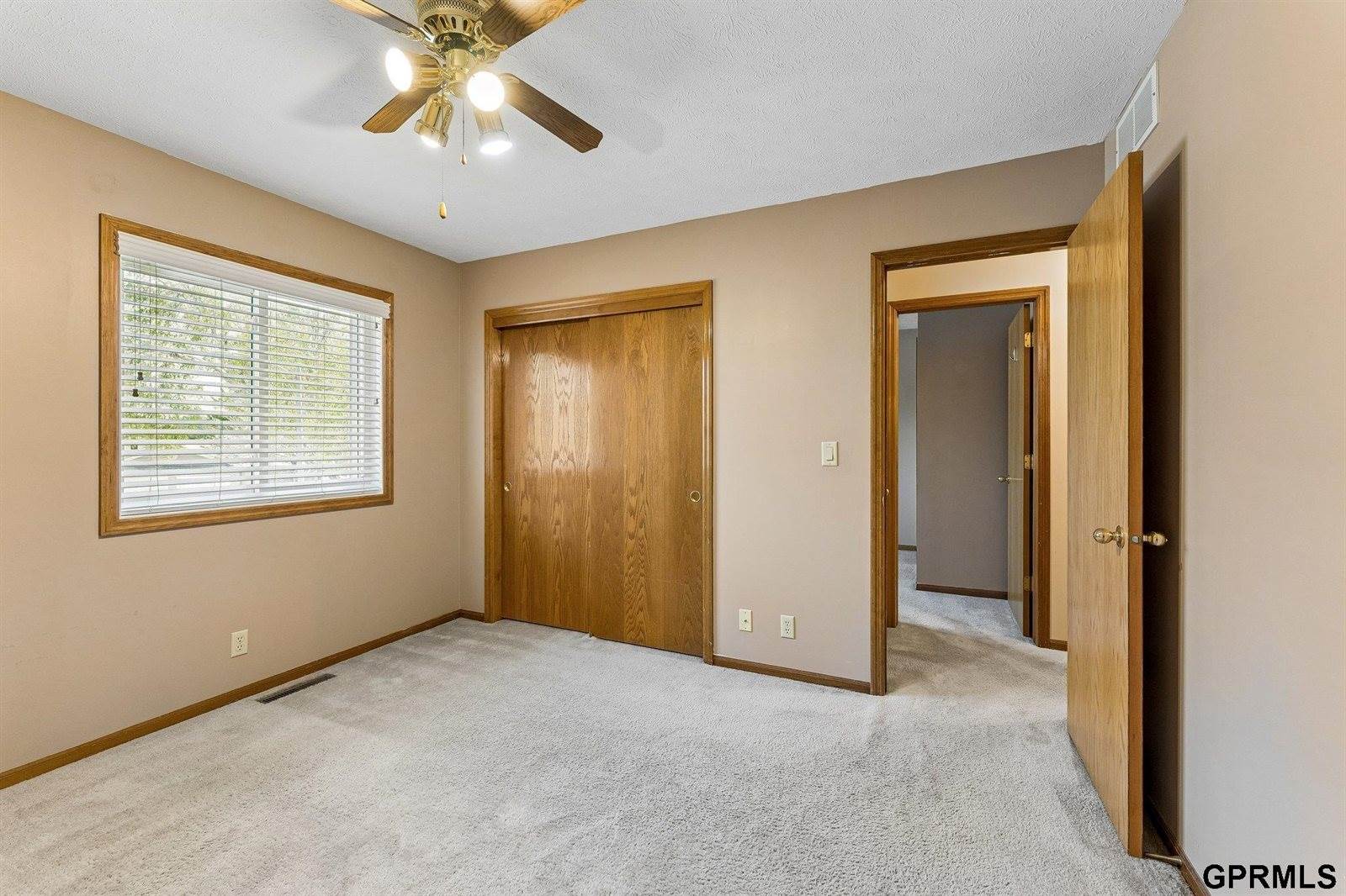 1801 Bristol Street, Papillion, NE 68046