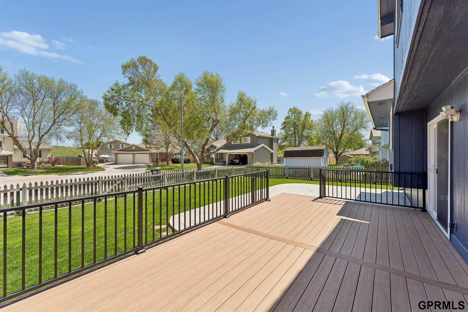 1801 Bristol Street, Papillion, NE 68046