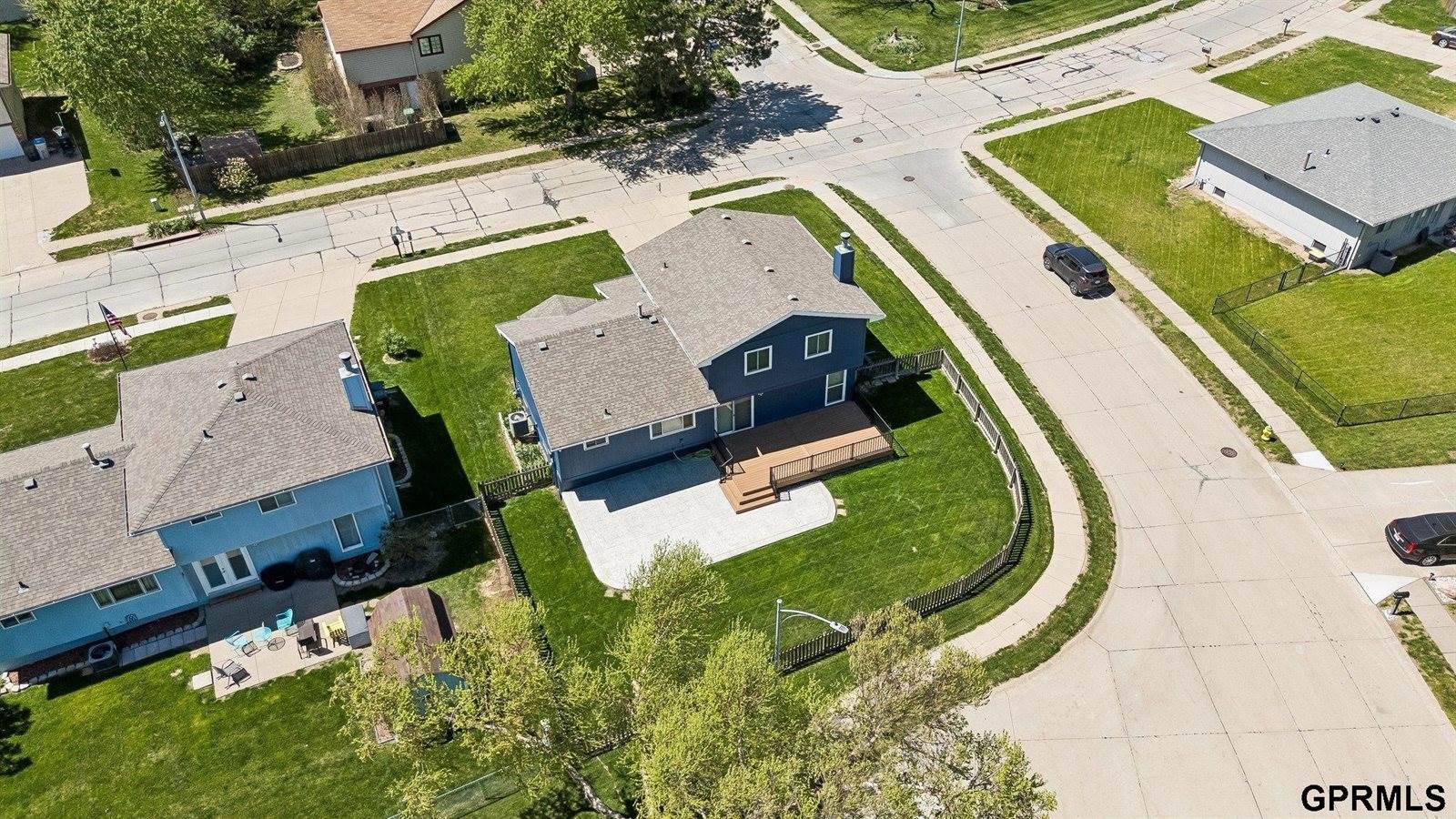 1801 Bristol Street, Papillion, NE 68046