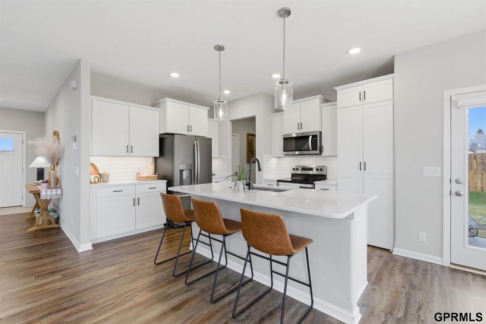 7721 North 156Th Avenue, Bennington, NE 68007