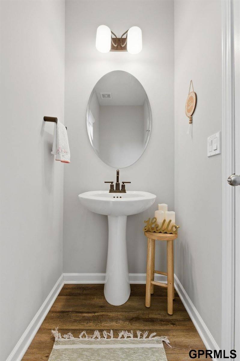 7721 North 156Th Avenue, Bennington, NE 68007