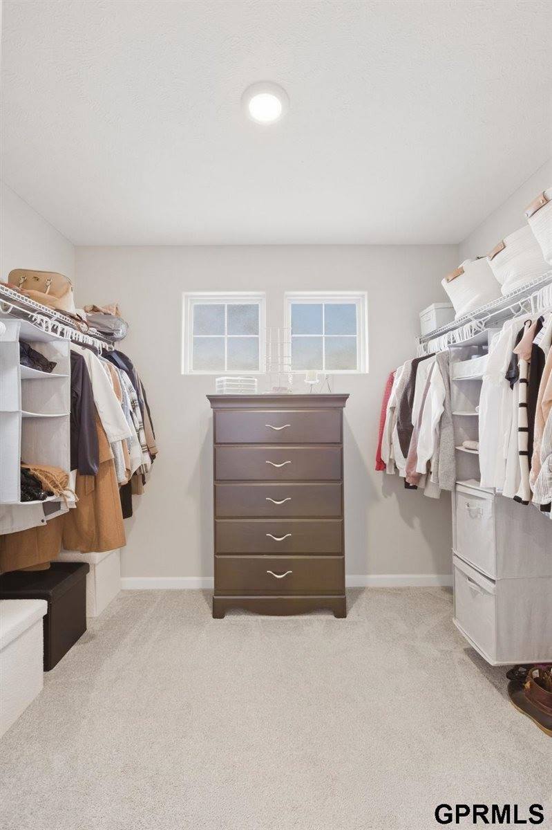 7721 North 156Th Avenue, Bennington, NE 68007