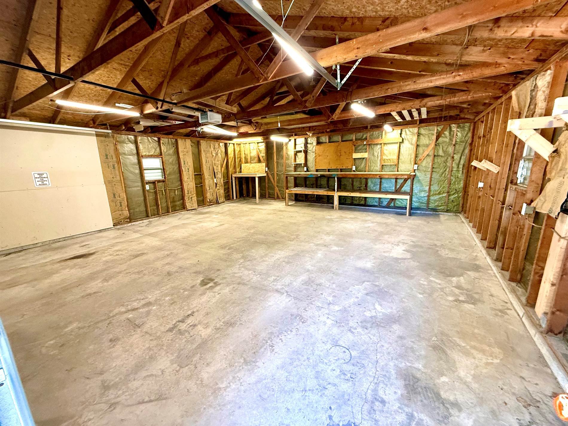 207 E Illinois St, Cambridge, IL 61238