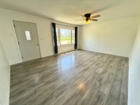 207 E Illinois St, Cambridge, IL 61238