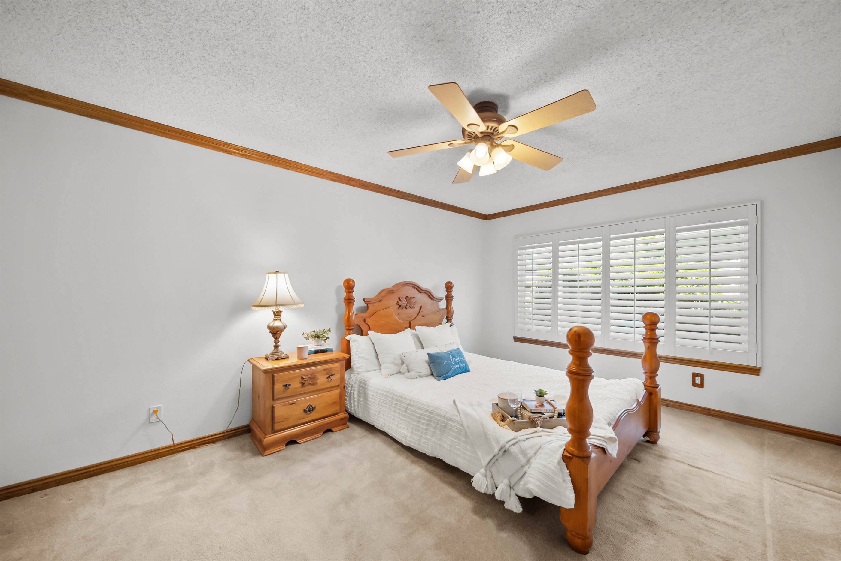 23250 Via Barra, Santa Clarita, CA 91355