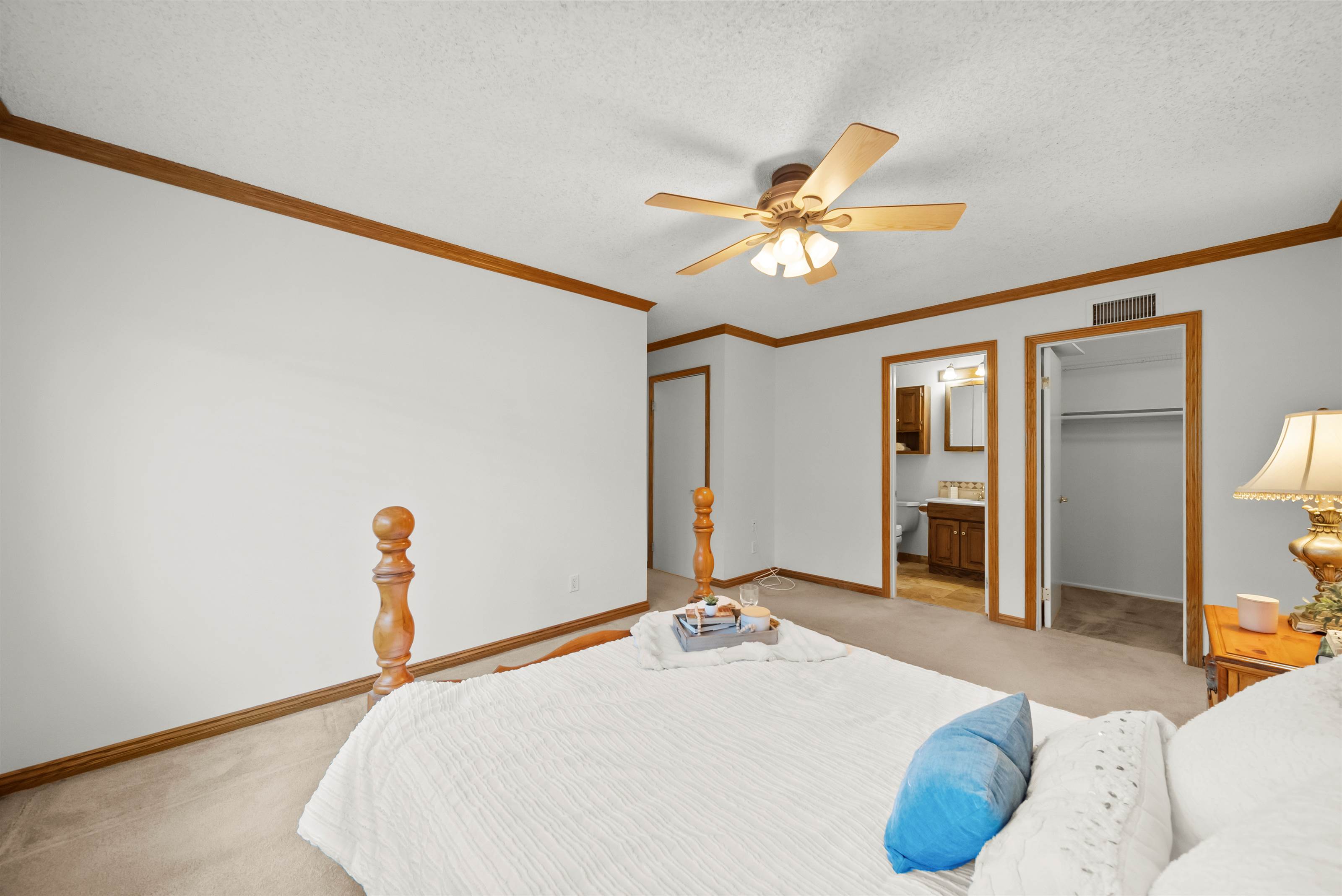 23250 Via Barra, Santa Clarita, CA 91355