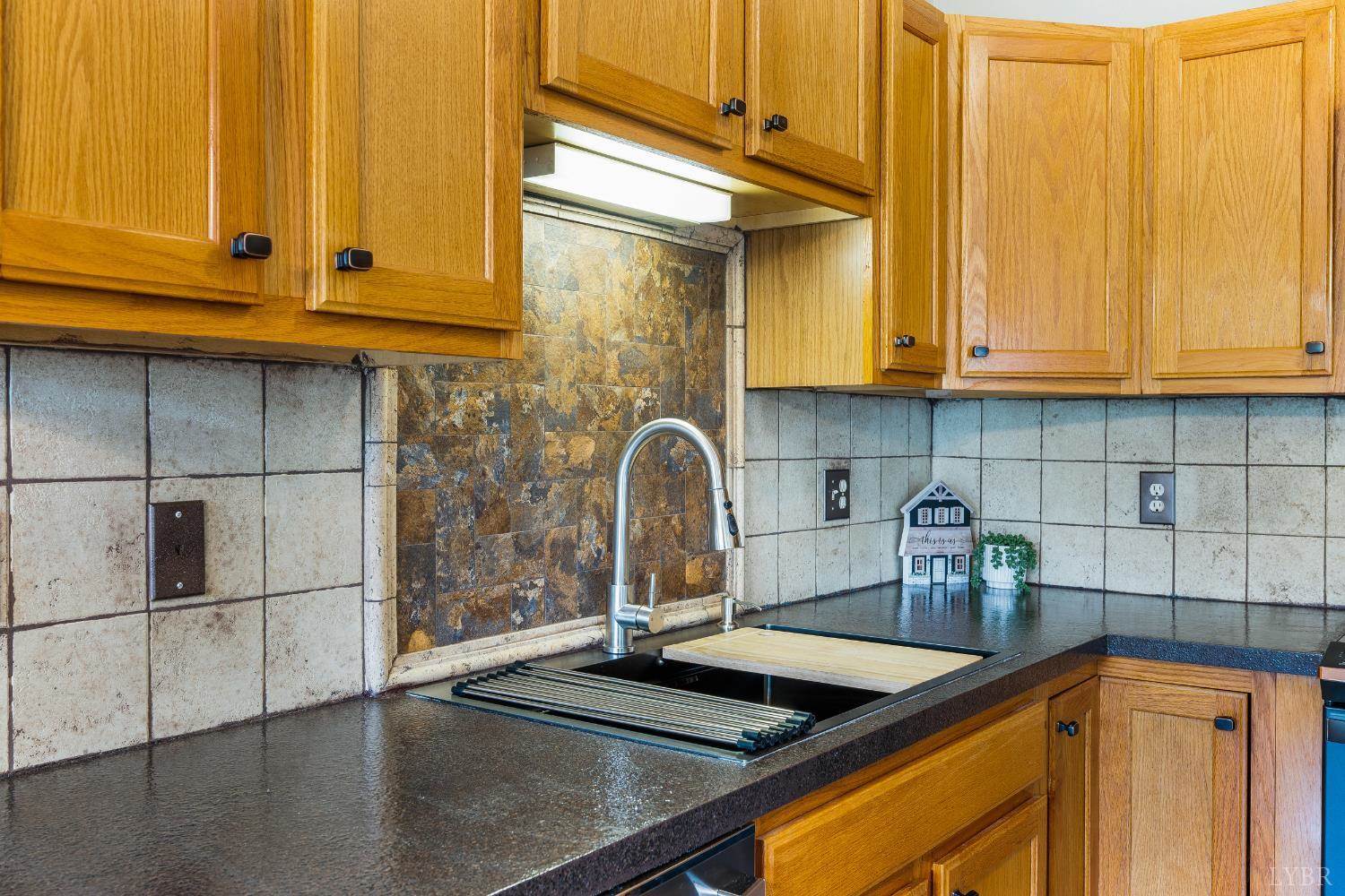 224 Lookout Drive, Lynchburg, VA 24502