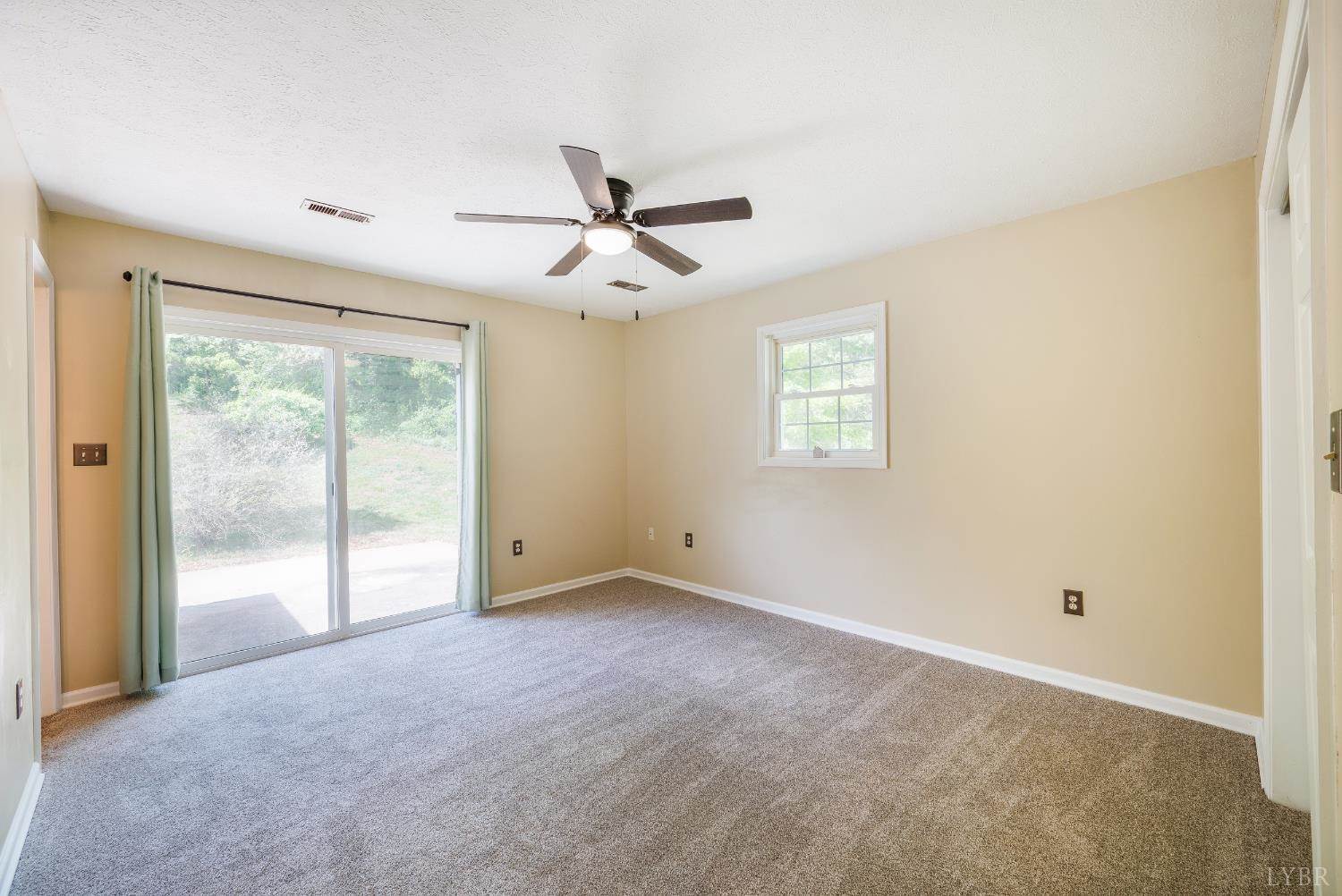 224 Lookout Drive, Lynchburg, VA 24502