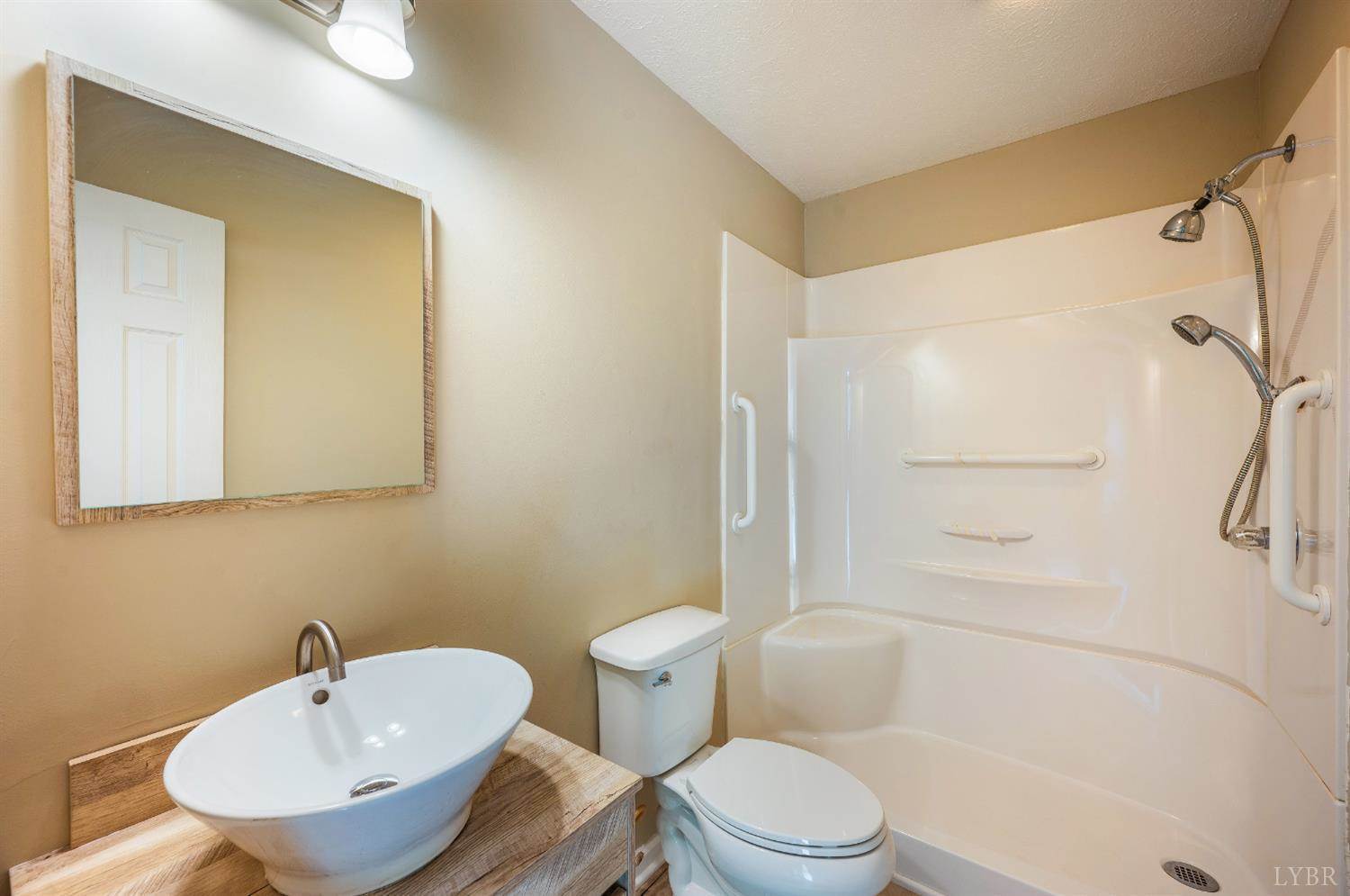 224 Lookout Drive, Lynchburg, VA 24502