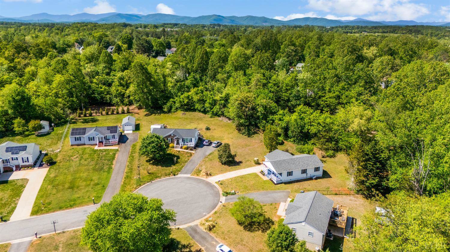 224 Lookout Drive, Lynchburg, VA 24502