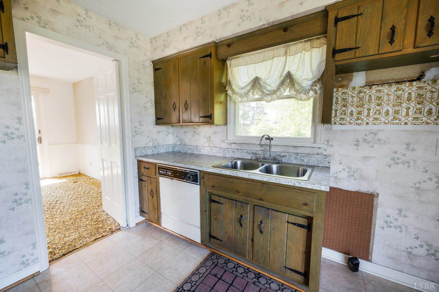 1250 Lick Run Farm Road, Forest, VA 24551