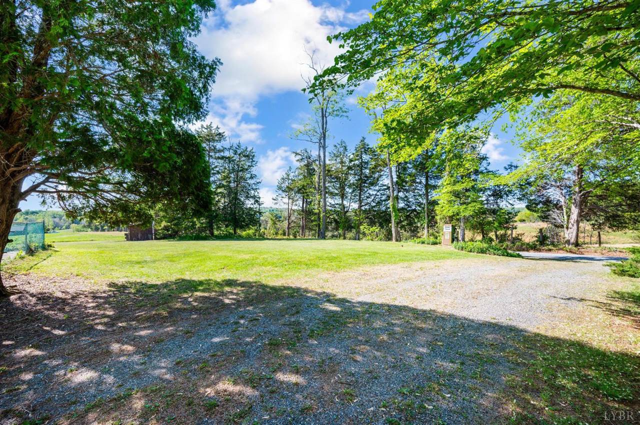 1250 Lick Run Farm Road, Forest, VA 24551