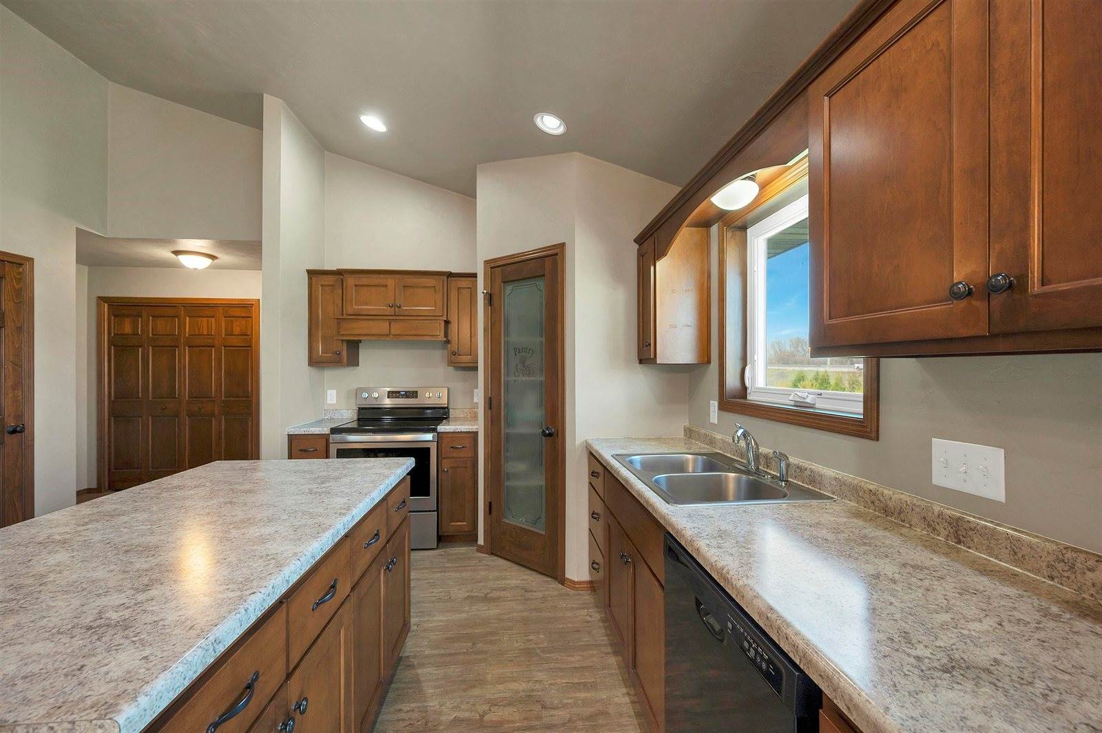 2137 Klondike Road, Green Bay, WI 54311