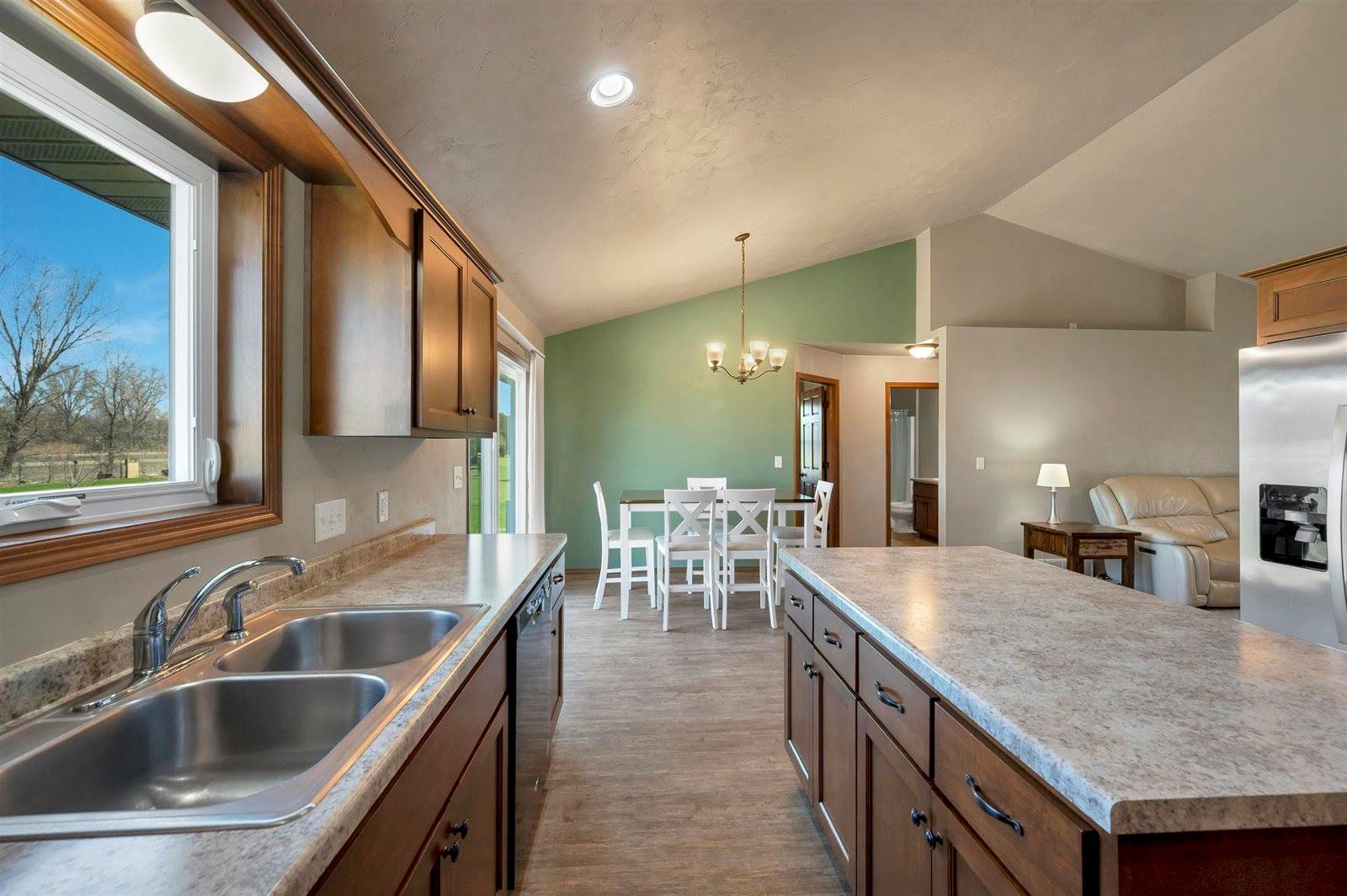 2137 Klondike Road, Green Bay, WI 54311