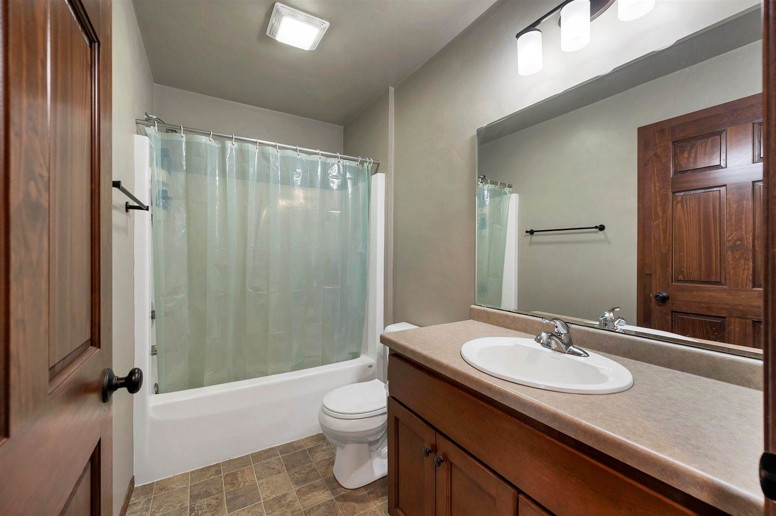 2137 Klondike Road, Green Bay, WI 54311