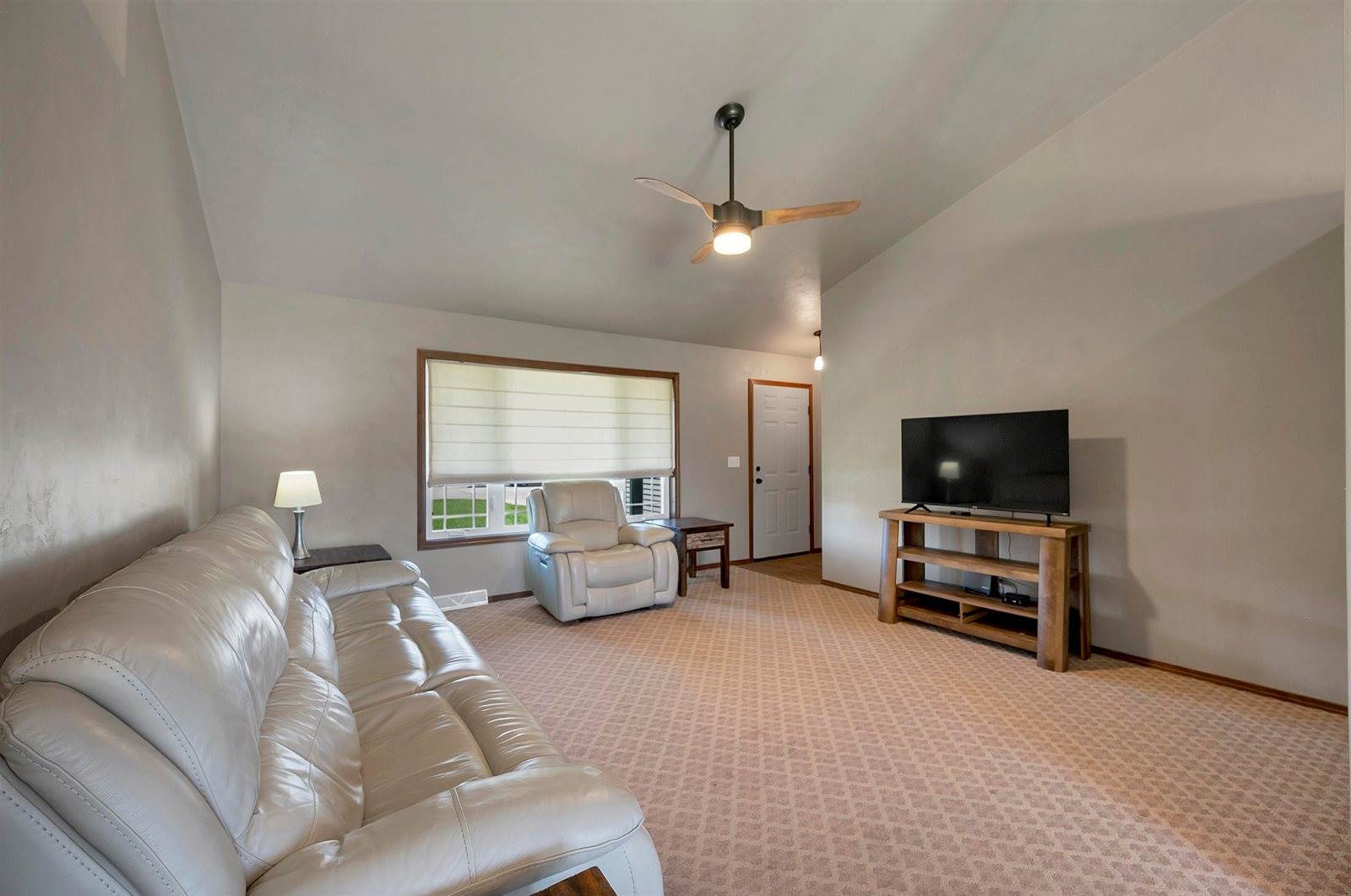 2137 Klondike Road, Green Bay, WI 54311