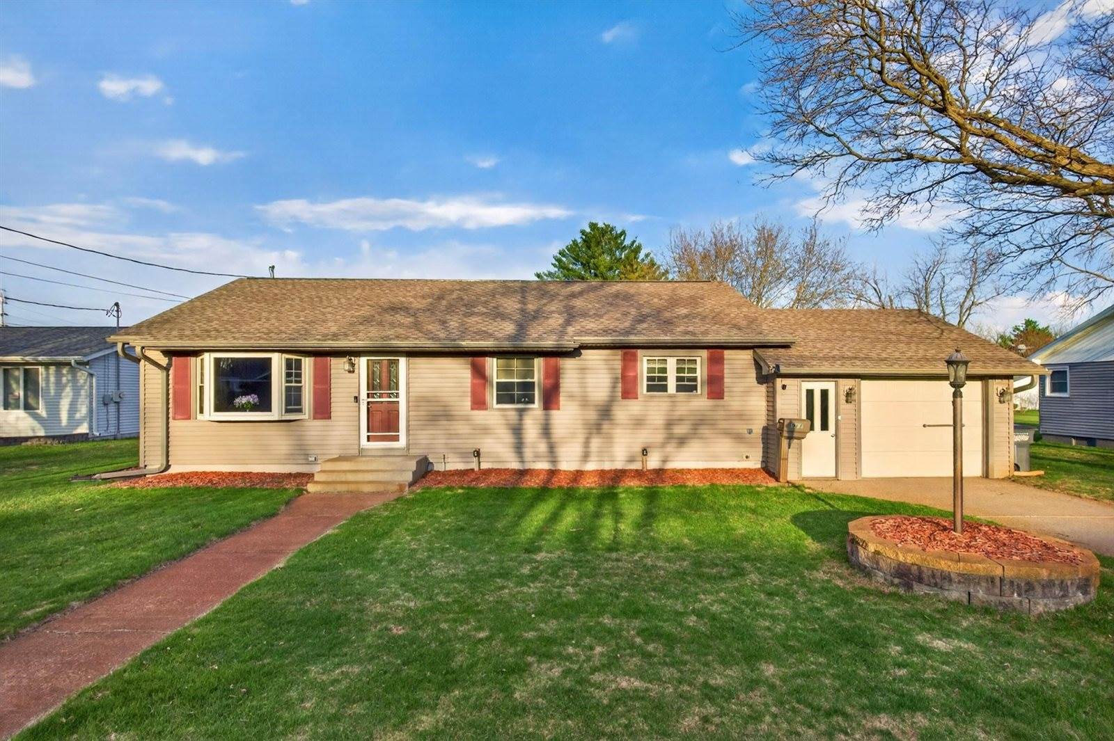 911 19th Street S, Wisconsin Rapids, WI 54494