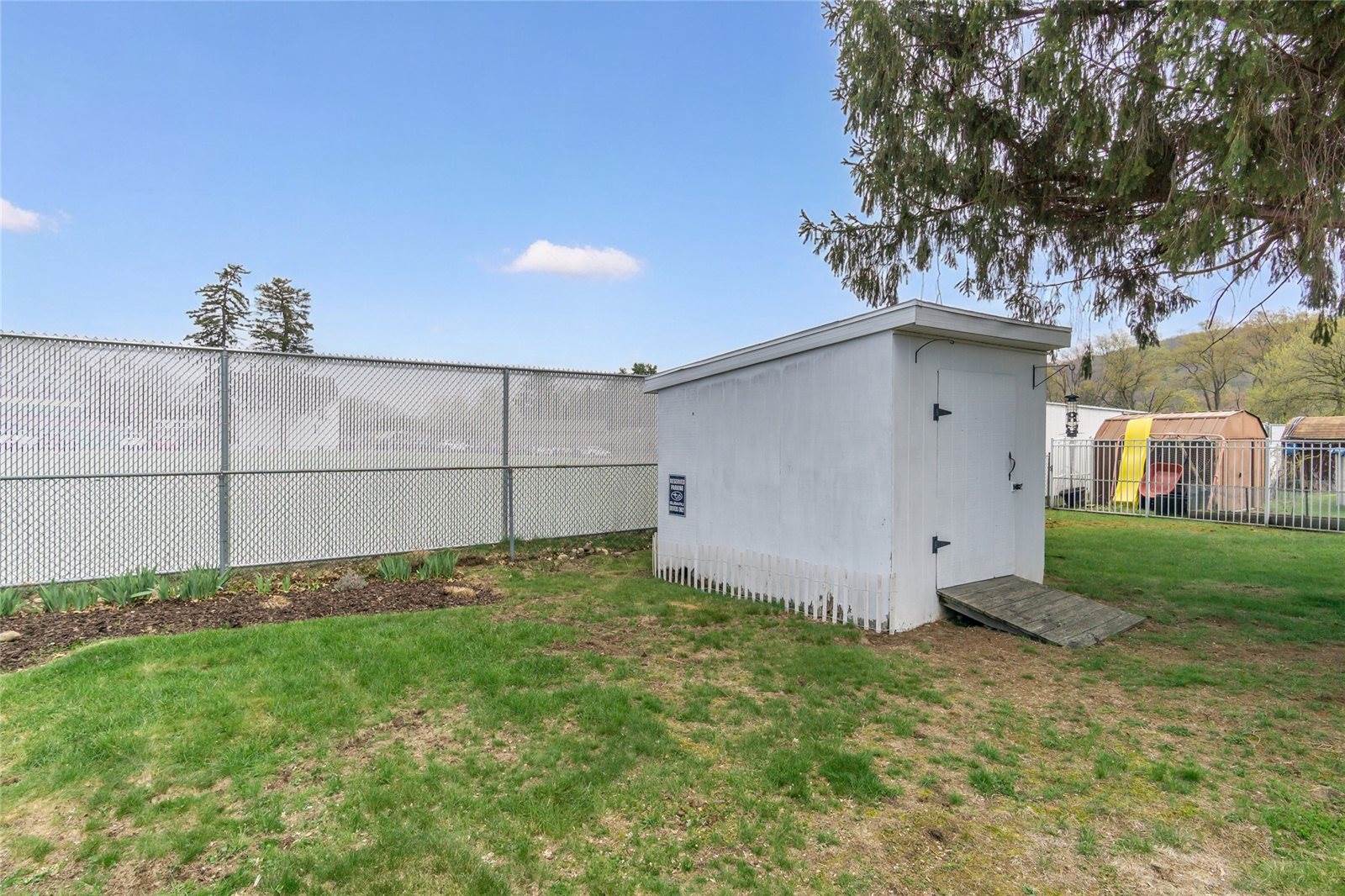 39 Hotchkiss Avenue, Binghamton, NY 13901