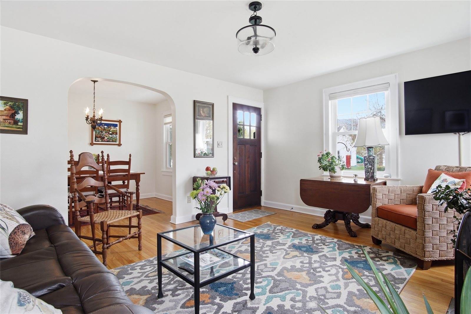 39 Hotchkiss Avenue, Binghamton, NY 13901