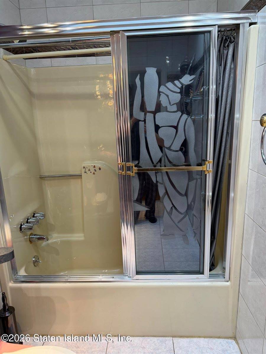 556 Dongan Hills Avenue, #13a, Staten Island, NY 10305