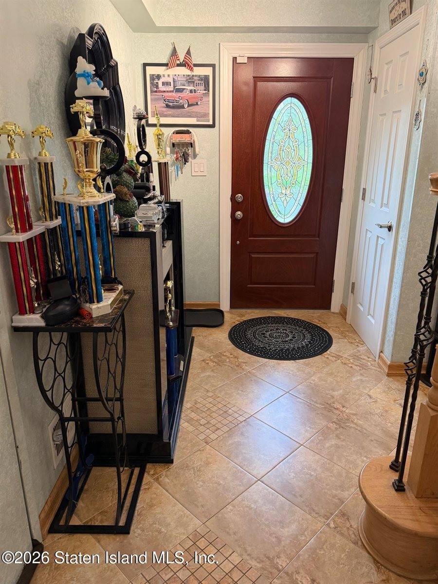 556 Dongan Hills Avenue, #13a, Staten Island, NY 10305